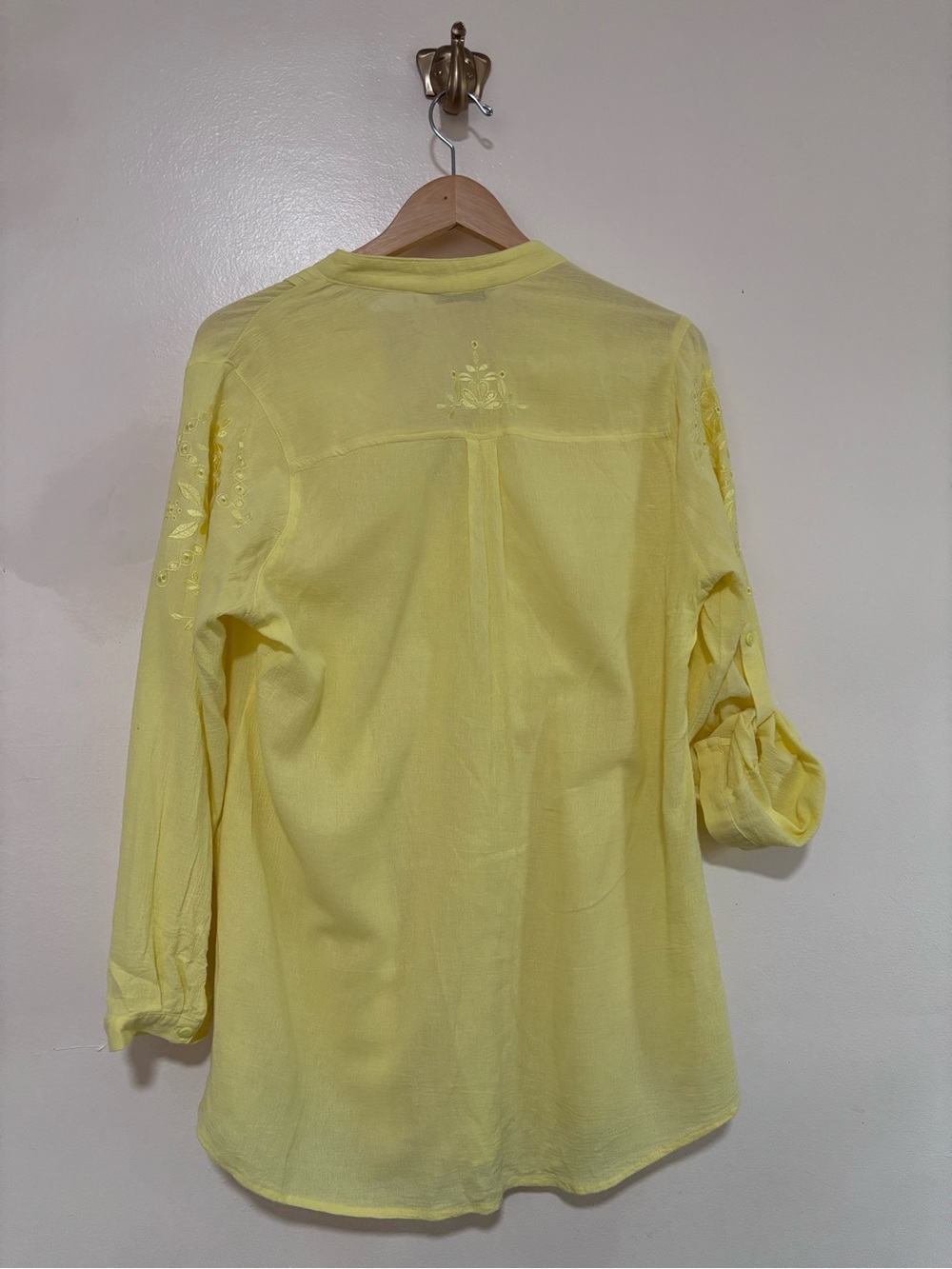 Soft Surroundings Lemon Yellow 100% Cotton Gauze Pintuck Blouse Embroidered - Picture 6 of 8